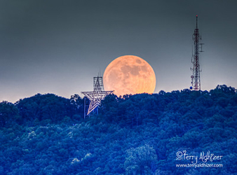 Side By Side Roanoke Star & Moon By Terry Aldhizer